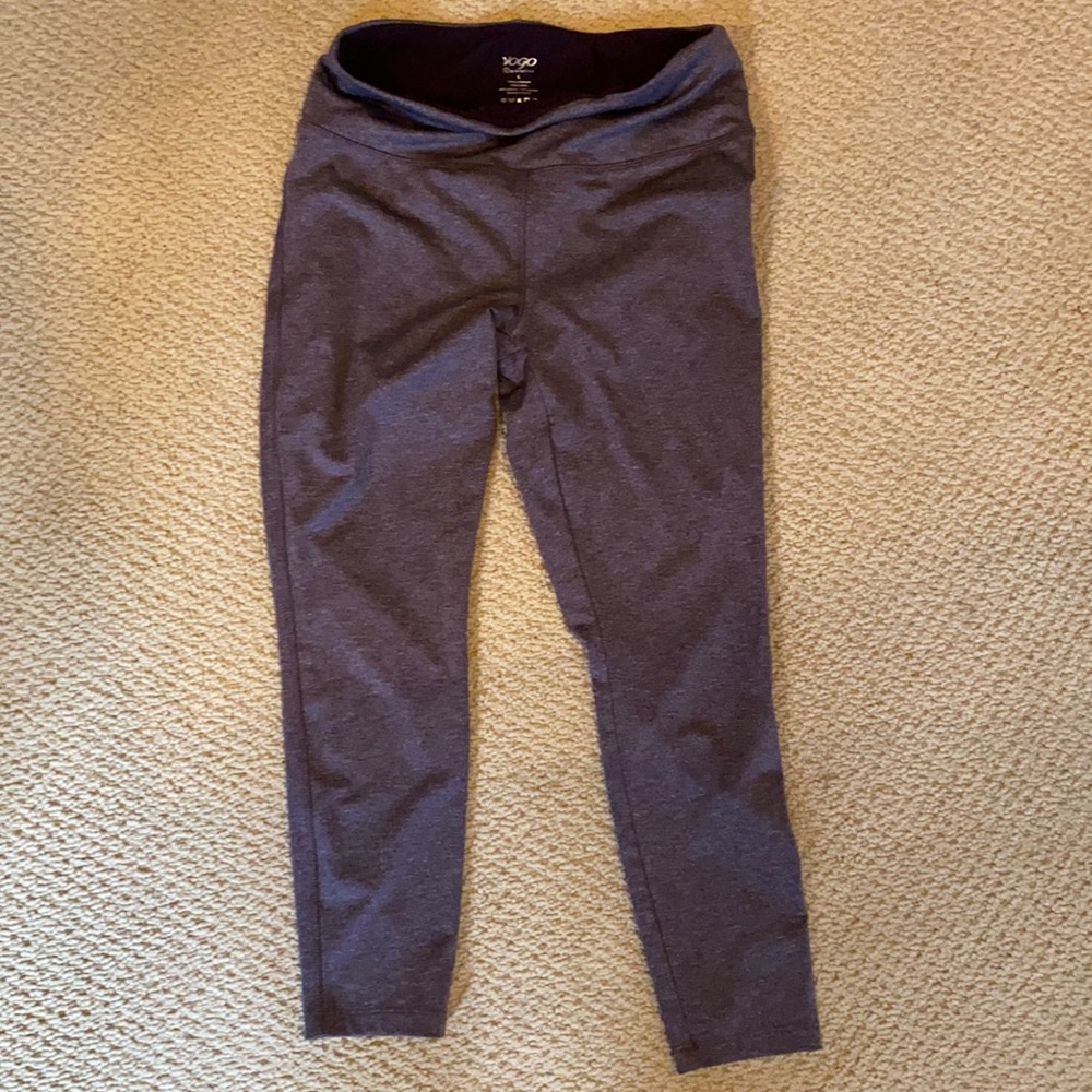 Vogo Athletica workout pant. Purple.